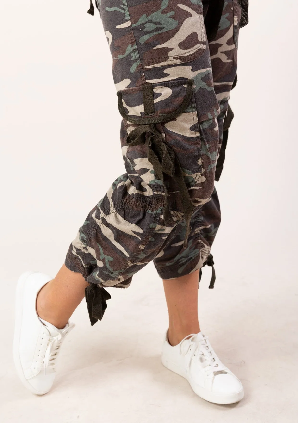 Camouflage Cargo Capri Pants