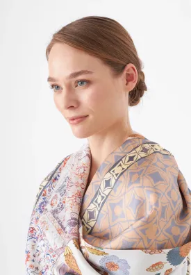 Codello Large Silk Scarf in Beige Florals