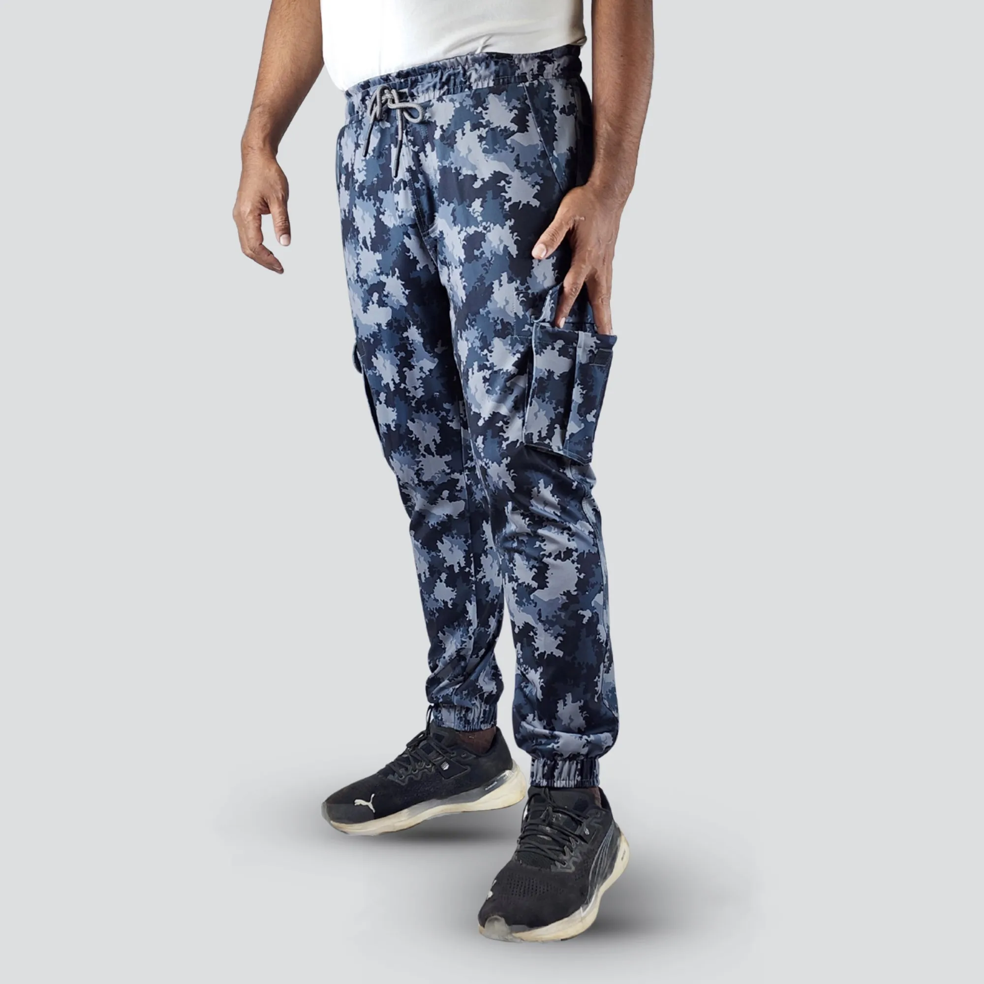 Men's Camo Cargo Pants With 6 Pockets - Grey