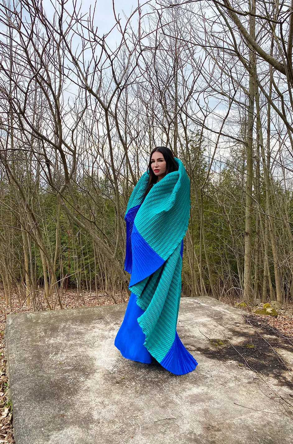 Rare 1980s Isabel Canovas Huge Pleated Green & Blue Silk Shawl Cape
