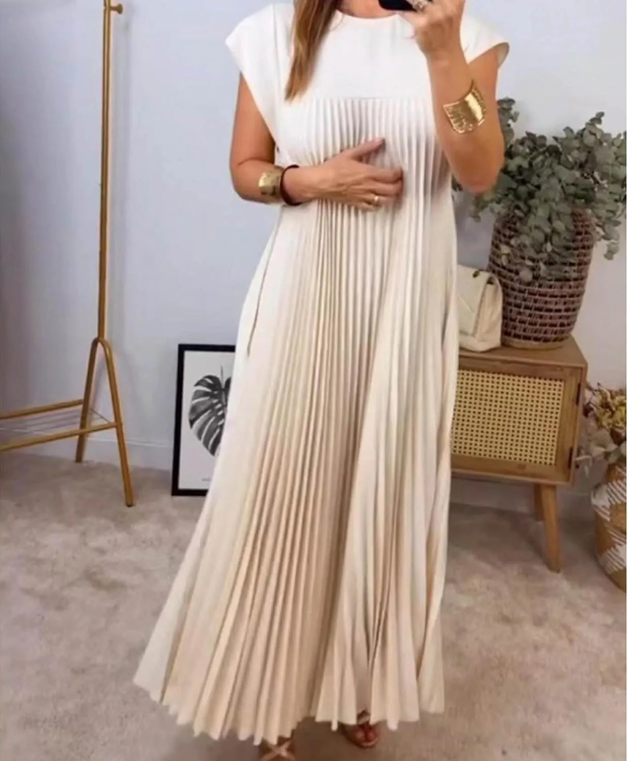 SEMATOMALA Women's Pleated Short Sleeve Maxi Dress Crewneck Loose Fit Flowy Swing Long Dress with Pockets