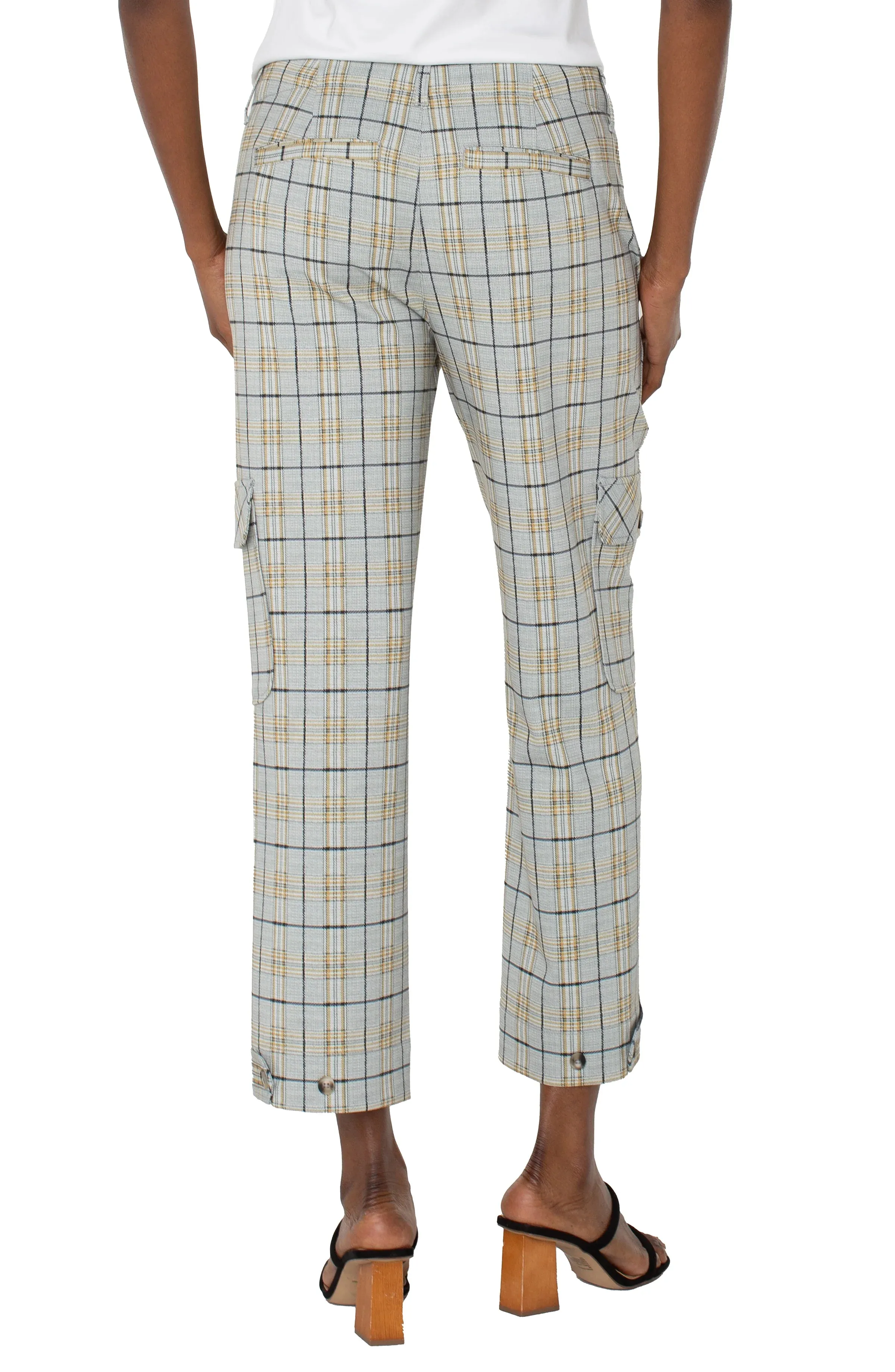 Utility Crop W/Tab Hem & Cargo Pockets